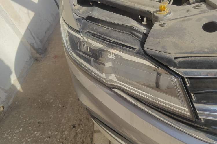 Used Volkswagen Bora 2019 Revised Version 280TSI DSG Elite Edition China VI Standard Right Front Headlight
