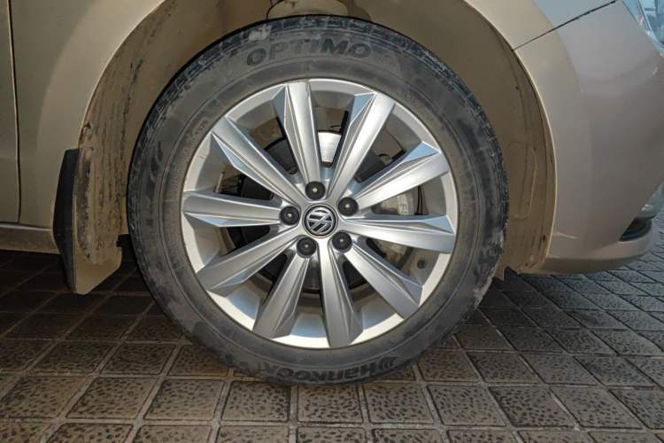 Used Volkswagen Bora 2019 Facelift Bora·Legend 1.5L Automatic Fashion Edition China VI Standard Right Front Wheel Hub