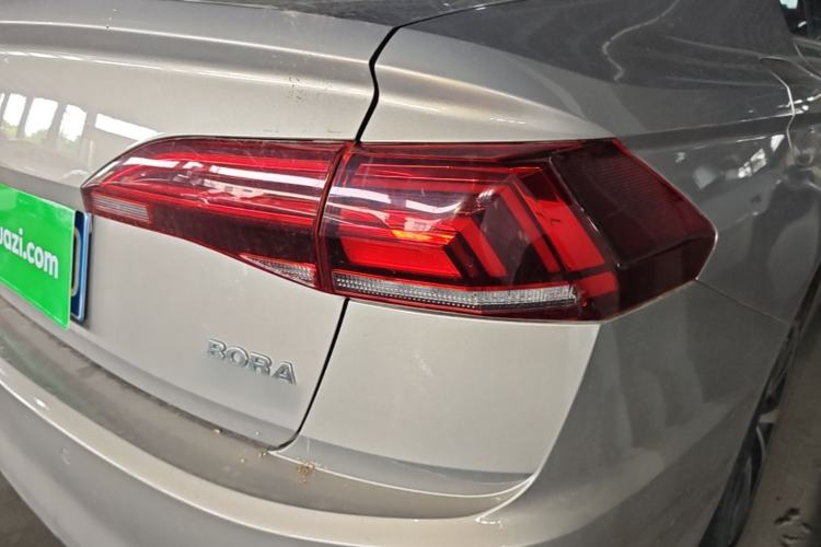Used Volkswagen Bora 2019 280TSI DSG Luxury Model Right Rear Taillight