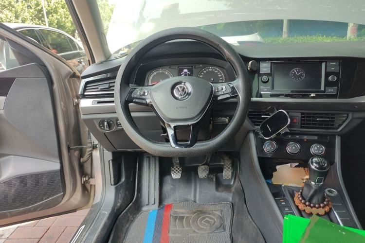 Used Volkswagen Bora 2019 1.5L Manual Comfort Version Steering Wheel