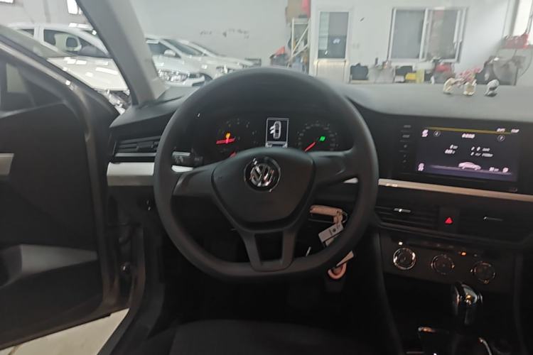 Used Volkswagen Bora 2019 1.5L Automatic Fashion Model Steering Wheel