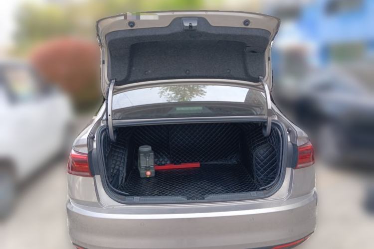 Used Volkswagen Bora 2019 1.5L Manual Fashion Edition Trunk