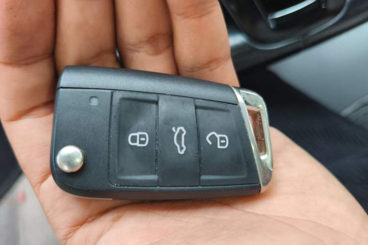 Used Volkswagen Bora 2019 Revised Version 1.5L Automatic Elite Edition China VI Standard Vehicle Key