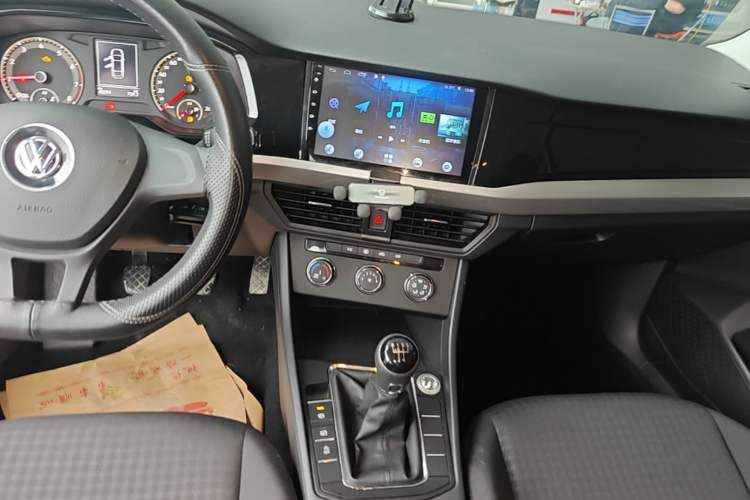 Used Volkswagen Bora 2020 1.5L Manual Fashion Edition Audio And AC Panel