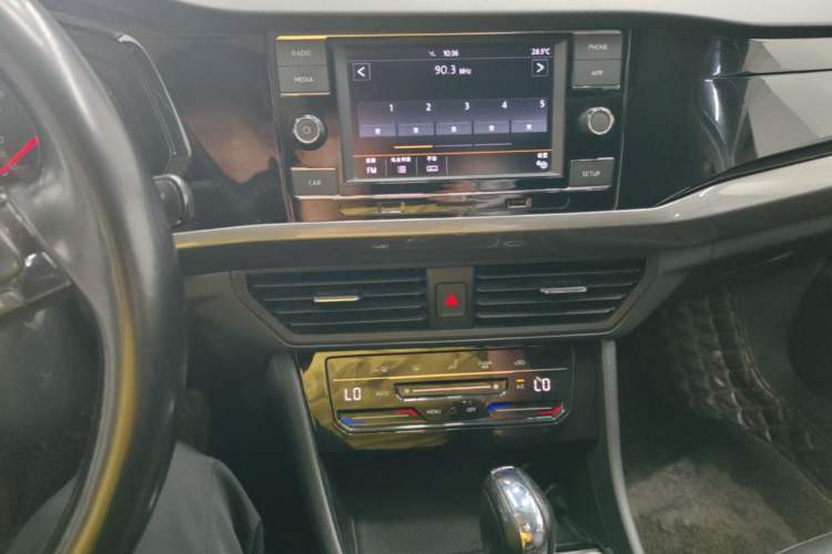 Used Volkswagen Bora 2020 1.5L Automatic Elite Version Audio And AC Panel