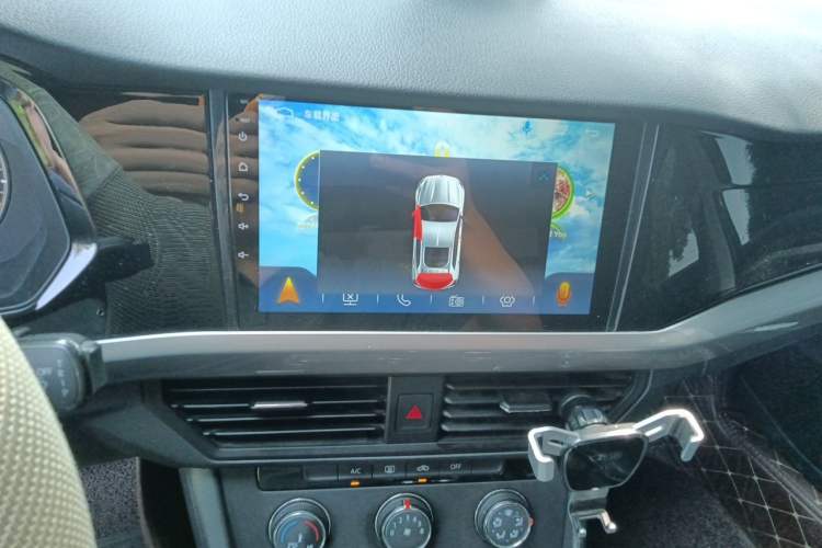 Used Volkswagen Bora 2020 1.5L Automatic Fashion Edition Audio And AC Panel