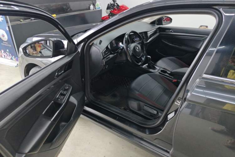 Used Volkswagen Bora 2020 1.5L Automatic Elite Version Driver Seat