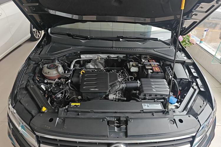 Used Volkswagen Bora 2020 1.5L Manual Fashion Edition Engine Bay