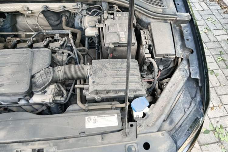 Used Volkswagen Bora 2020 1.5L Automatic Fashion Edition Engine Bay Left