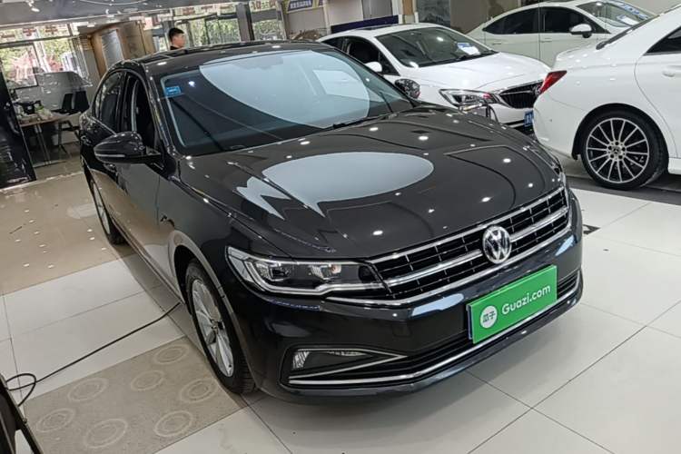 Used Volkswagen Bora 2020 1.5L Automatic Elite Version Front Right 45 Deg