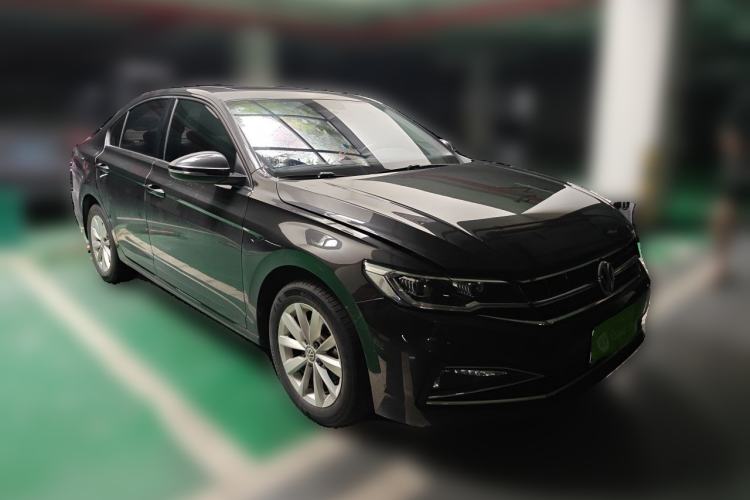 Used Volkswagen Bora 2020 1.5L Automatic Comfort Model Front Right 45 Deg