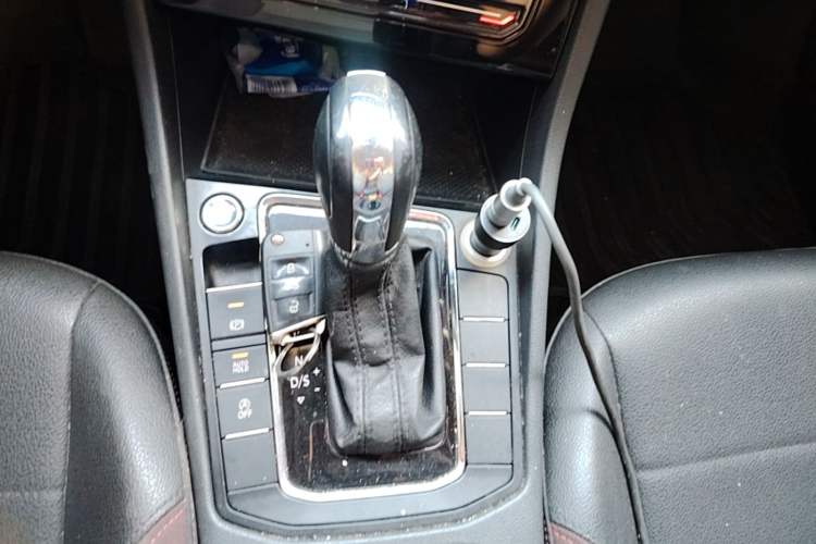 Used Volkswagen Bora 2020 1.5L Automatic Elite Version Gear Lever