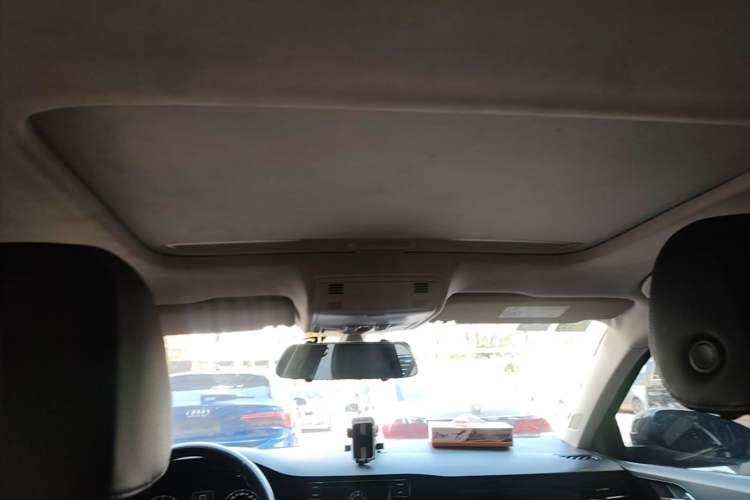 Used Volkswagen Bora 2020 1.5L Automatic Elite Version Headliner