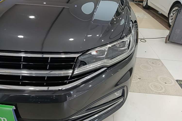 Used Volkswagen Bora 2020 1.5L Automatic Elite Version Left Front Headlight