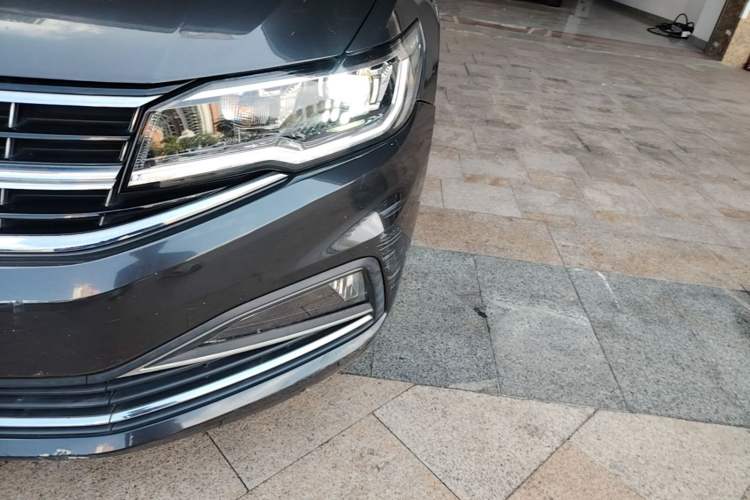 Used Volkswagen Bora 2020 1.5L Automatic Elite Version Left Front Headlight