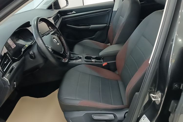 Used Volkswagen Bora 2020 1.5L Automatic Elite Version Left Front Seat