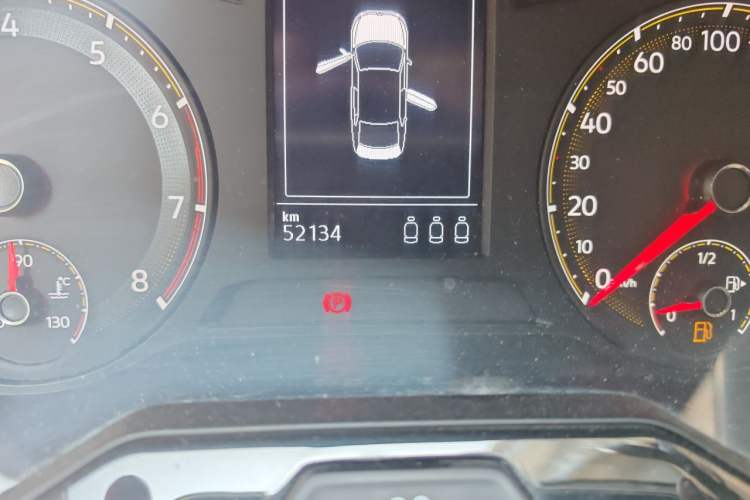 Used Volkswagen Bora 2020 1.5L Manual Comfort Version Odometer Close Up