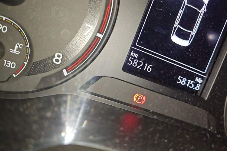Used Volkswagen Bora 2020 1.5L Automatic Comfort Model Odometer Close Up