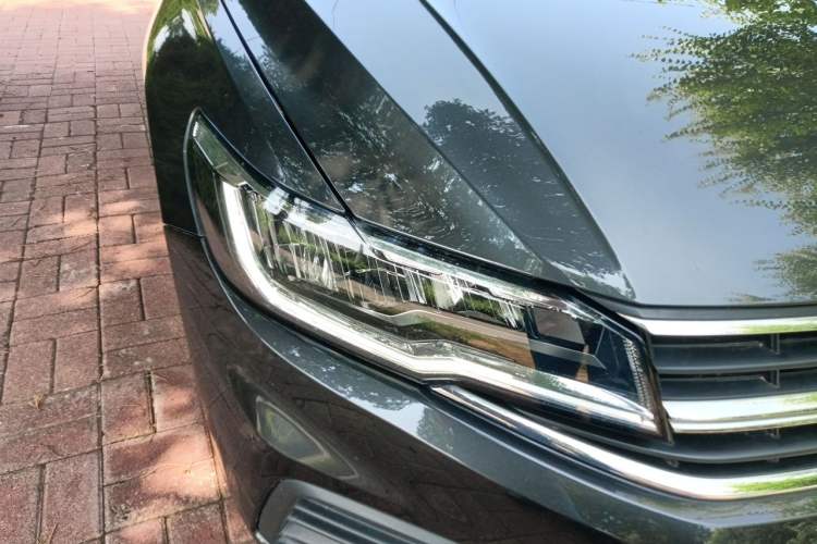 Used Volkswagen Bora 2020 1.5L Automatic Fashion Edition Right Front Headlight