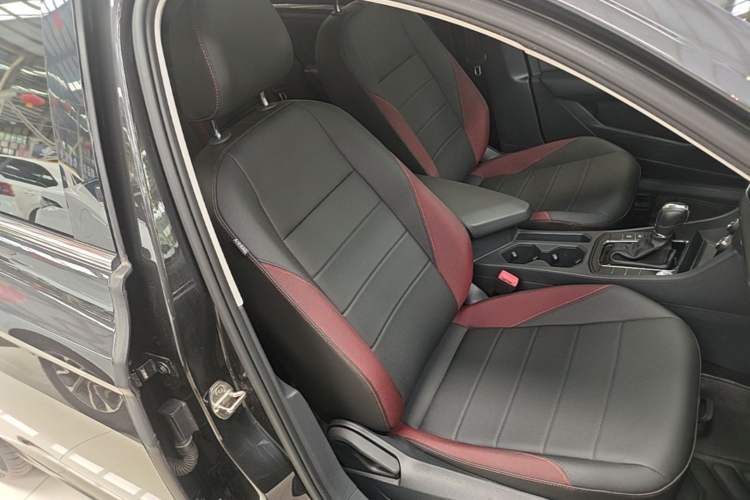 Used Volkswagen Bora 2020 1.5L Automatic Comfort Model Right Front Seat