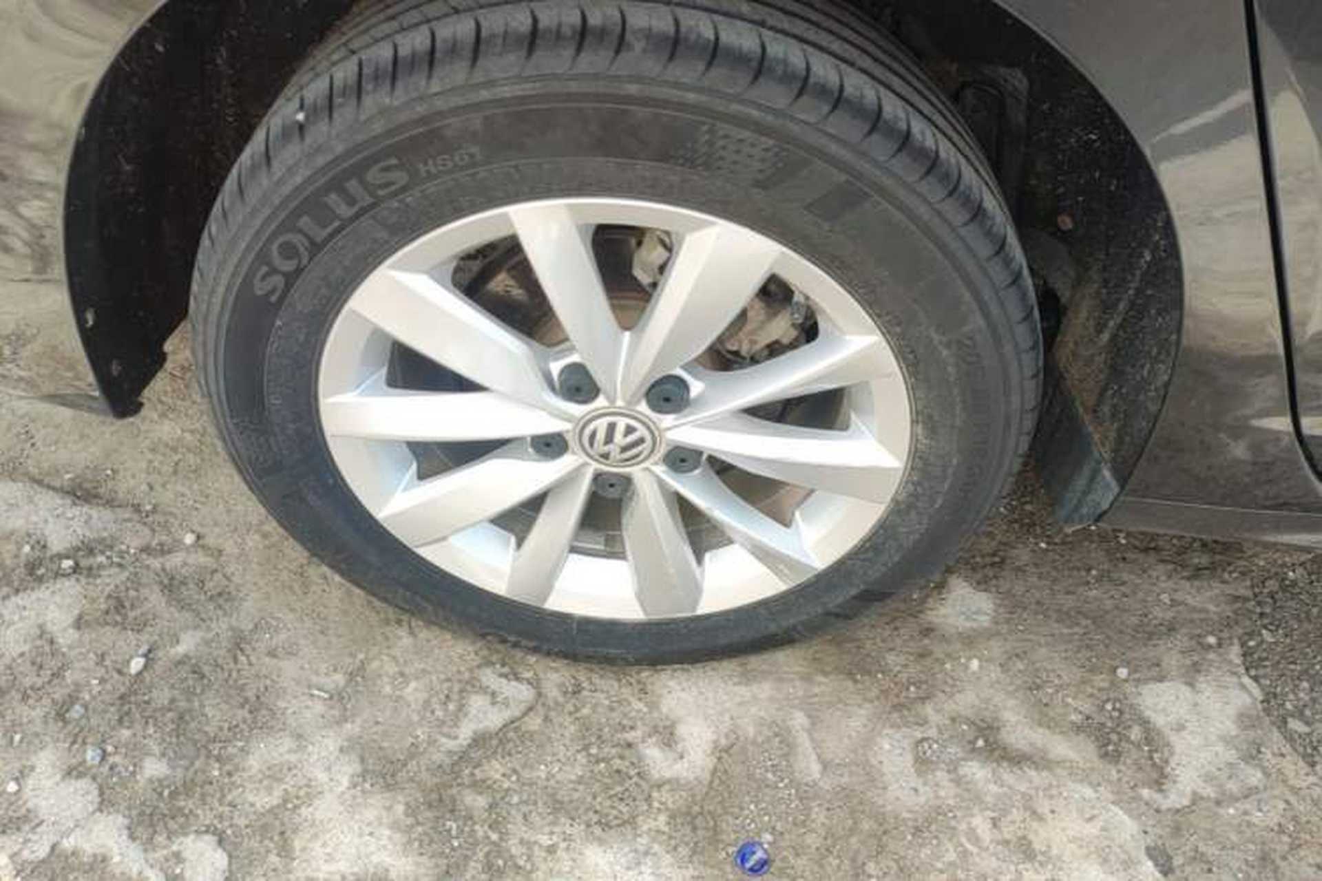 Used Volkswagen Bora 2020 1.5L Automatic Comfort Model Right Rear Wheel Hub