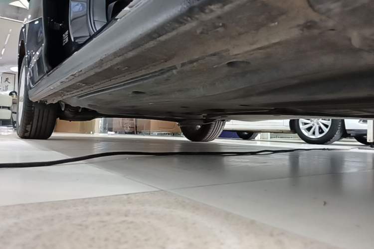 Used Volkswagen Bora 2020 1.5L Automatic Elite Version Right Side Sill