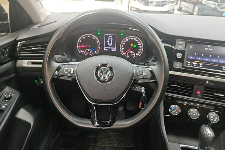 Used Volkswagen Bora 2020 1.5L Automatic Comfort Model Steering Wheel