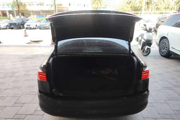 Used Volkswagen Bora 2020 1.5L Automatic Elite Version Trunk