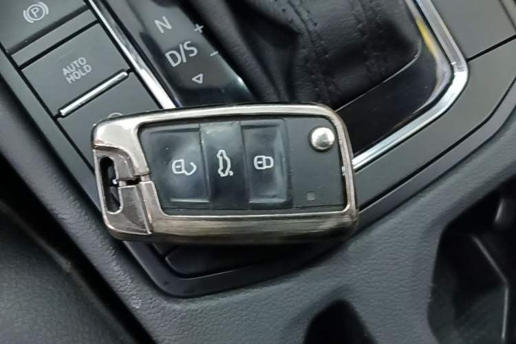 Used Volkswagen Bora 2020 1.5L Automatic Elite Version Vehicle Key