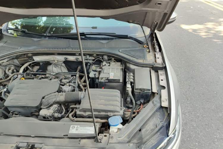 Used Volkswagen Bora 2020 1.5L Automatic Comfort Model Engine Bay Left