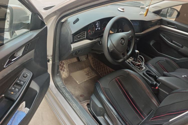 Used Volkswagen Bora 2020 1.5L Automatic Fashion Edition Interior 3