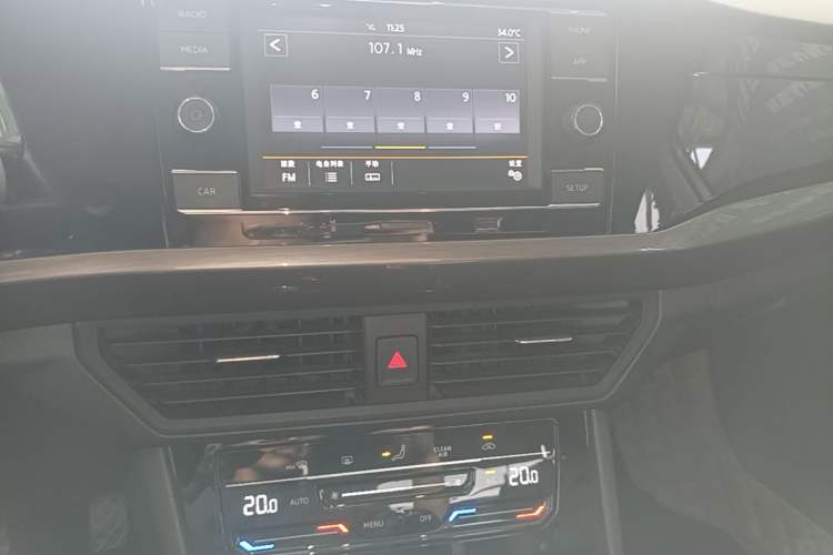 Used Volkswagen Bora 2020 280TSI DSG Elite Edition Audio And AC Panel