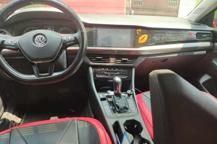 Used Volkswagen Bora 2020 280TSI DSG Elite Edition Center Console