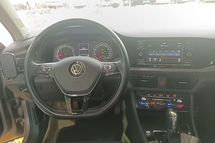 Used Volkswagen Bora 2020 280TSI DSG Elite Edition Center Console