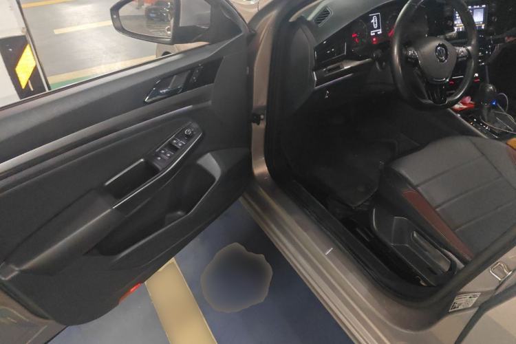 Used Volkswagen Bora 2020 1.5L Automatic Elite Version Driver Seat