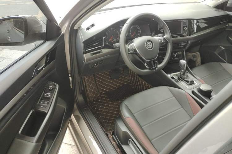Used Volkswagen Bora 2020 280TSI DSG Elite Edition Driver Seat