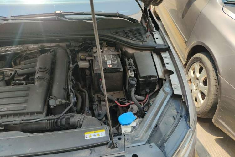 Used Volkswagen Bora 2020 280TSI DSG Elite Edition Engine Bay Left