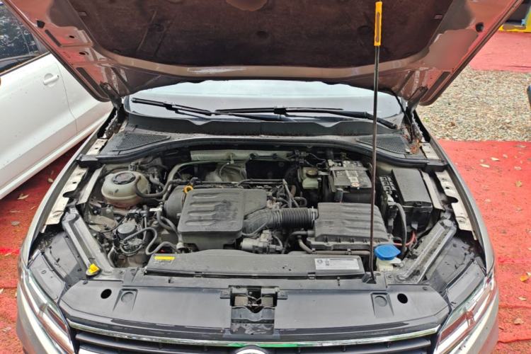 Used Volkswagen Bora 2020 1.5L Automatic Fashion Edition Engine Bay
