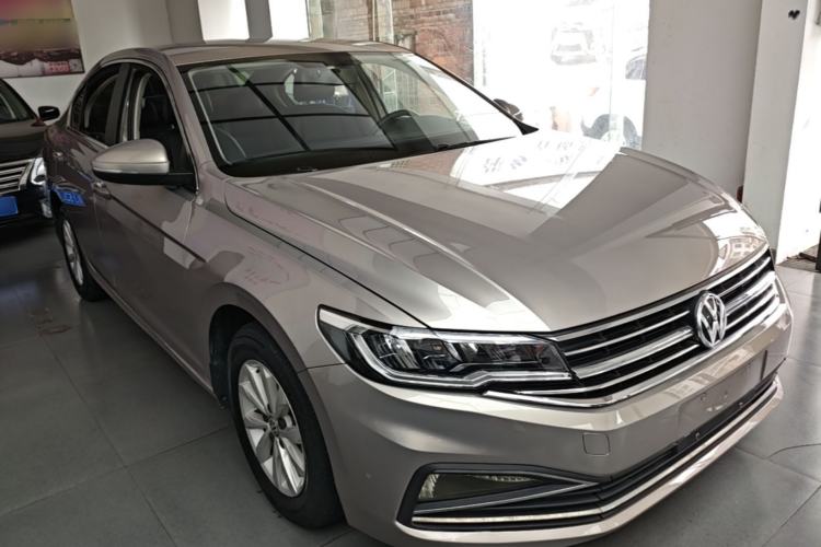 Used Volkswagen Bora 2020 1.5L Automatic Fashion Edition Front Right 45 Deg