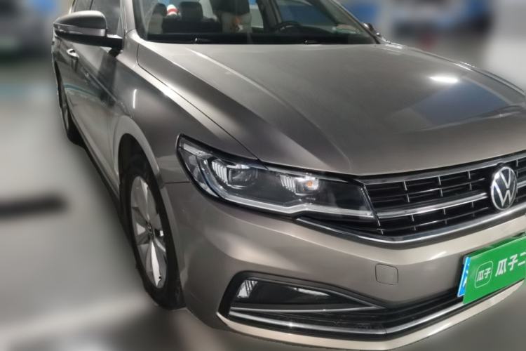 Used Volkswagen Bora 2020 1.5L Automatic Elite Version Front Right 45 Deg