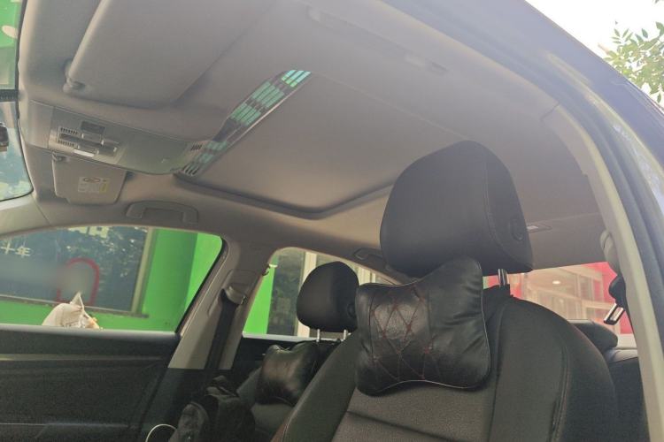 Used Volkswagen Bora 2020 1.5L Automatic Comfort Model Headliner