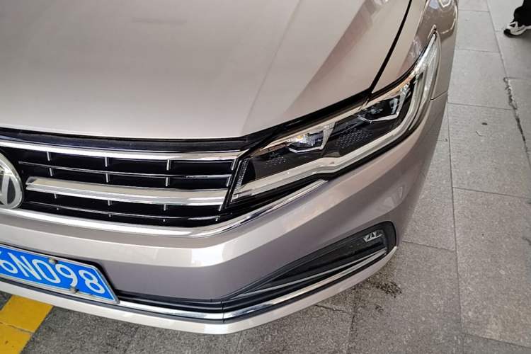 Used Volkswagen Bora 2020 1.5L Automatic Elite Version Left Front Headlight