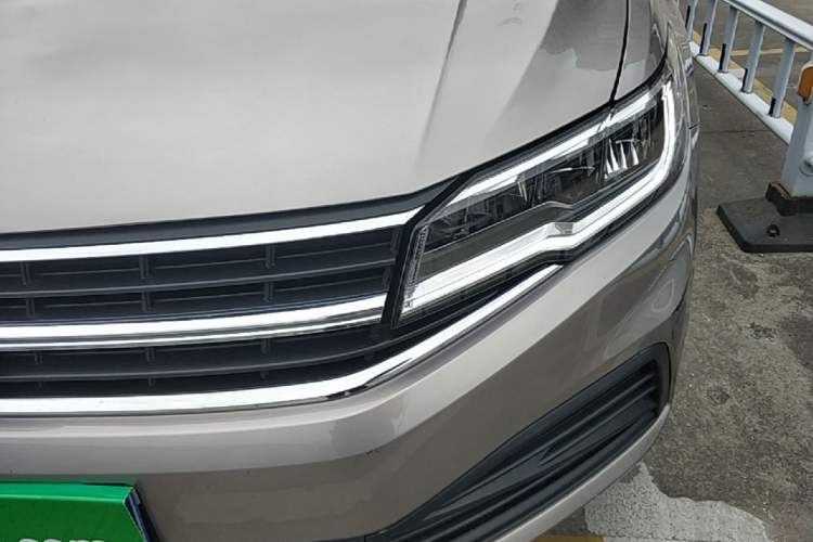Used Volkswagen Bora 2020 1.5L Automatic Fashion Edition Left Front Headlight