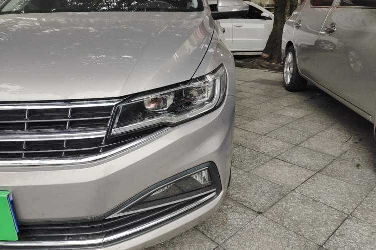 Used Volkswagen Bora 2020 280TSI DSG Elite Edition Left Front Headlight