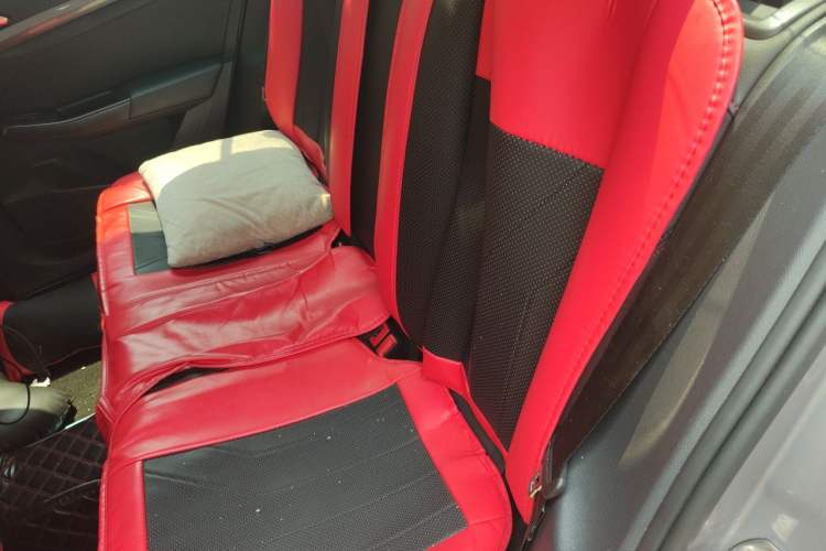Used Volkswagen Bora 2020 280TSI DSG Elite Edition Left Rear Seat