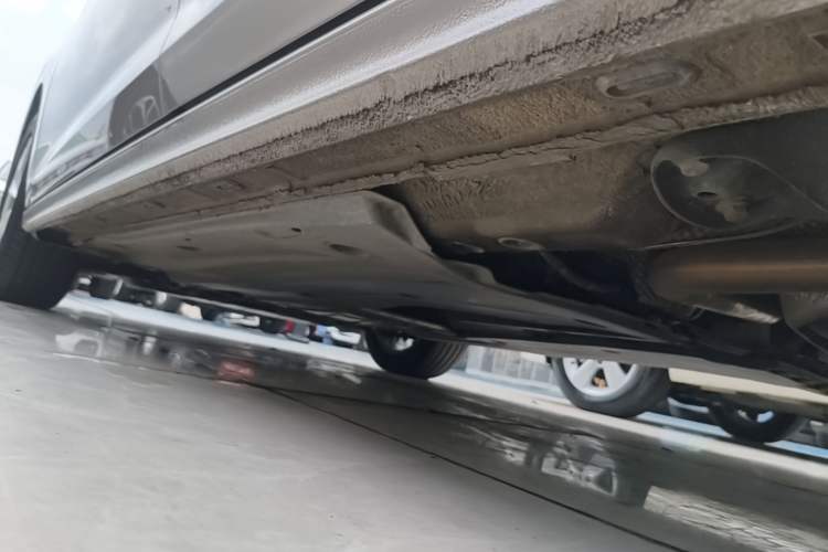Used Volkswagen Bora 2020 1.5L Automatic Comfort Model Left Side Sill