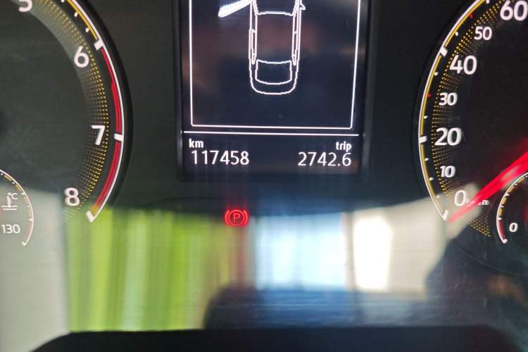Used Volkswagen Bora 2020 1.5L Automatic Comfort Model Odometer Close Up