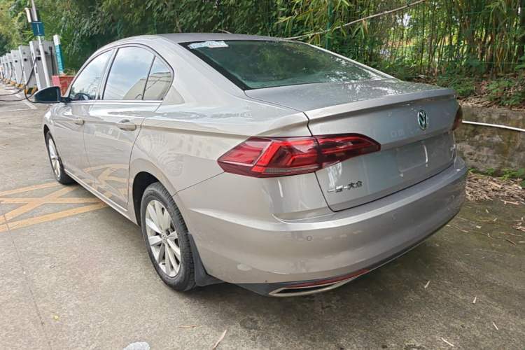 Used Volkswagen Bora 2020 1.5L Automatic Comfort Model Rear Left 45 Deg
