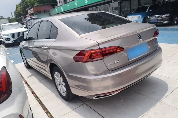 Used Volkswagen Bora 2020 1.5L Automatic Comfort Model Rear Left 45 Deg