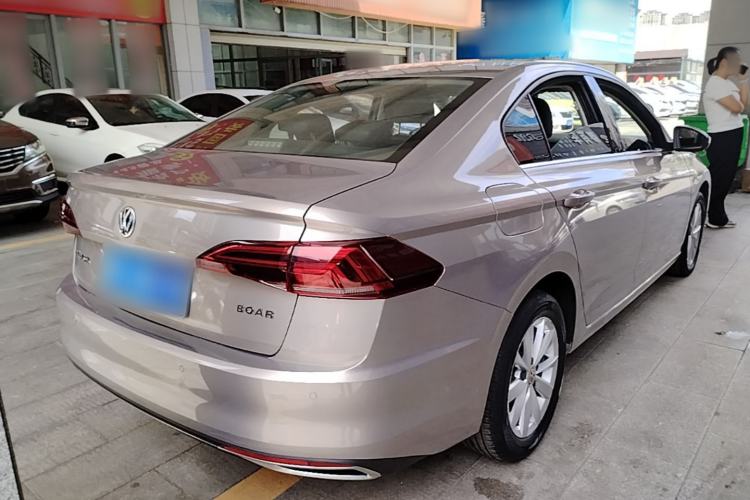 Used Volkswagen Bora 2020 1.5L Automatic Elite Version Rear Right 45 Deg